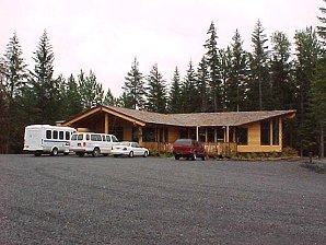 Windsong Hotel Resturant. Seward Alaska. Travels & Tours Pictures, Photos, Images, & Reviews.