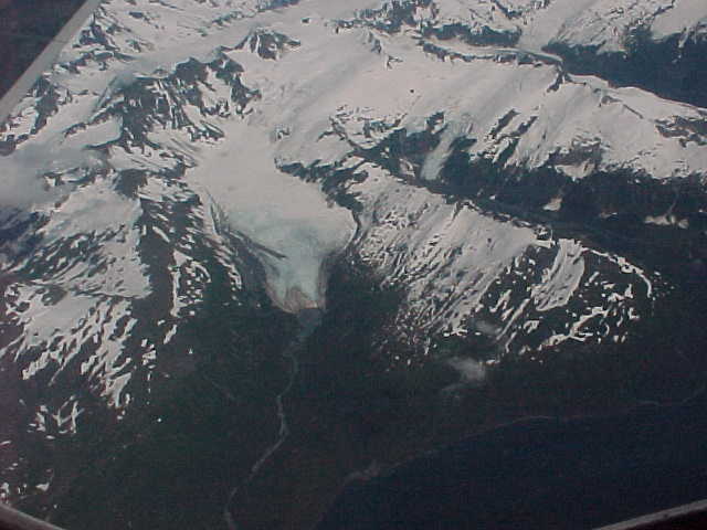 Air Flight Scenery From Seattle, Washington To Anchorage, Alaska. Travels & Tours, Pictures, Photos, Images, & Reviews.