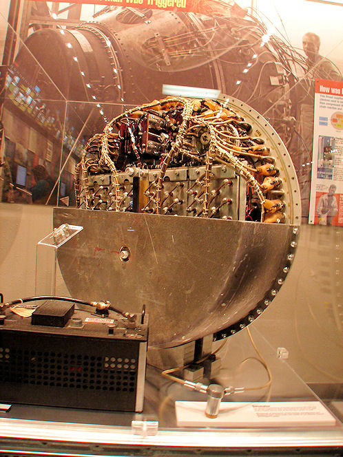 Fireset Device, How Gadget Was Triggered. Bradbury Science Museum. Los Alamos, New Mexico.Hikes, Travels, & Tours. Photos, Pictures, Images, & Reviews.