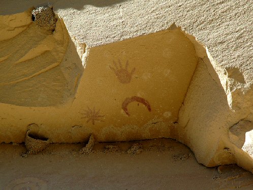 Chaco Canyon Pueblo Bonito Petroglyphs Supernova 1054 AD. Chaco Culture National Historical Park. New Mexico. Hikes, Travels, & Tours. Photos, Pictures, Images, & Reviews.