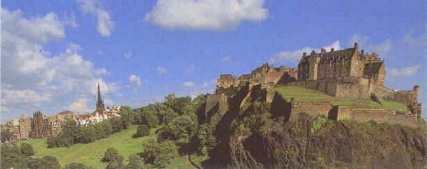 Edinburgh Castle. Edinburgh, Scotland In The UK. History & Historical. Travels & Tours, Pictures & Photos, Images, Information & Reviews.