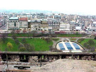 Edinburgh From The Castle Wall. Edinburgh and Inveraray, Scotland In The UK. History & Historical Travel & Tour Pictures, Photos, Images, Information & Reviews.