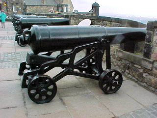 Canon To Protect The Castle. Edinburgh and Inveraray, Scotland In The UK. History & Historical Travel & Tour Pictures, Photos, Images, Information & Reviews.