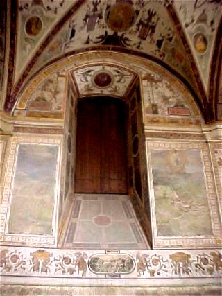 Palazzo Vecchio. Florence, Italy. Travels & Tours Pictures, Photos, & Information.