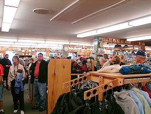 Sou'Wester Restaurant and Giftshop, Peggy's Cove. Travel, Tours Photos, Pictures, Images, Information, & Reviews.