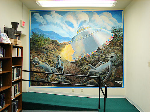 UFO Research Library. International UFO Museum & Research Center. Roswell, New Mexico. Hikes, Travels, & Tours. Photos, Pictures, Images,& Reviews.