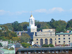 Newport City Hall Tower, Rhode Island, United States. Travel, Tours Photos, Pictures, Information, & Reviews.
