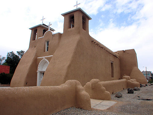 San Francisco de Asis Mission Church, Taos, New Mexico. Hikes, Travels, & Tours. Photos, Pictures, Images, & Reviews.