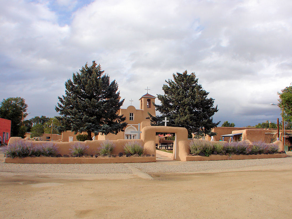San Francisco de Asis Mission Church, Taos, New Mexico. Hikes, Travels, & Tours. Photos, Pictures, Images,& Reviews.