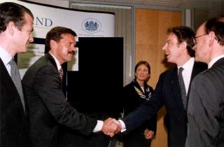 Edinburgh.Tony Blair Meeting With  Steve Edwards In Scotland The UK. Travel & Tour Pictures, Photos, Images, Information & Reviews.
