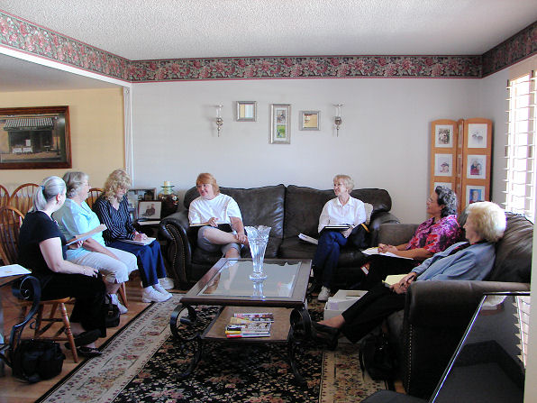 L - R: Debbie Richards, Shirley Smith, Norma Multhauf, Patty Brady, Audrey (Macky) DeLange, Toni Roadruck, Frances Langford.